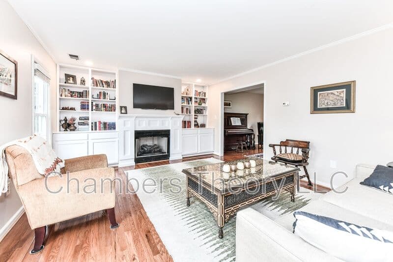 Herndon House: 1350 Shallow Ford Rd