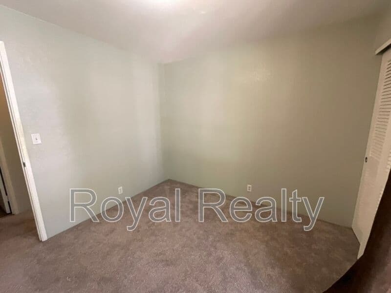 Honolulu Condo: 625 Mananai Place