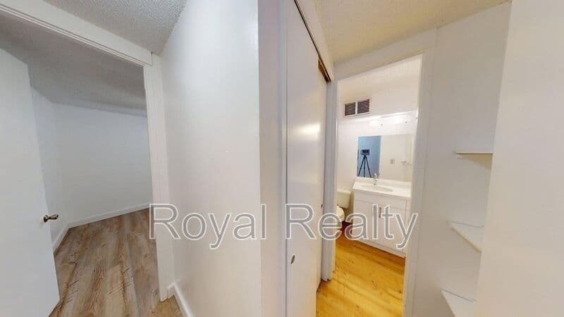 Aiea Condo: 98-080 Uao Pl.