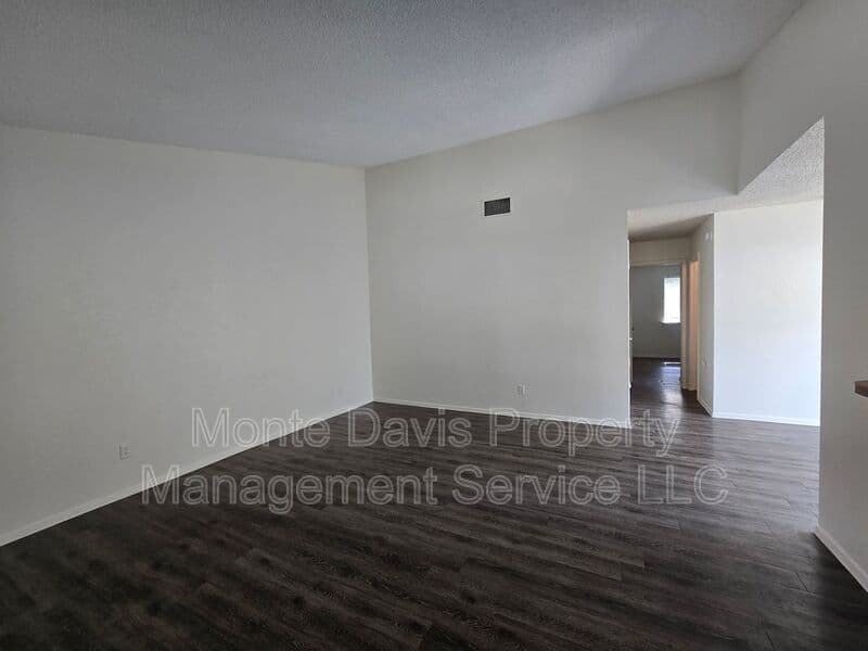 Austin Condo: 12005 Arrowwood