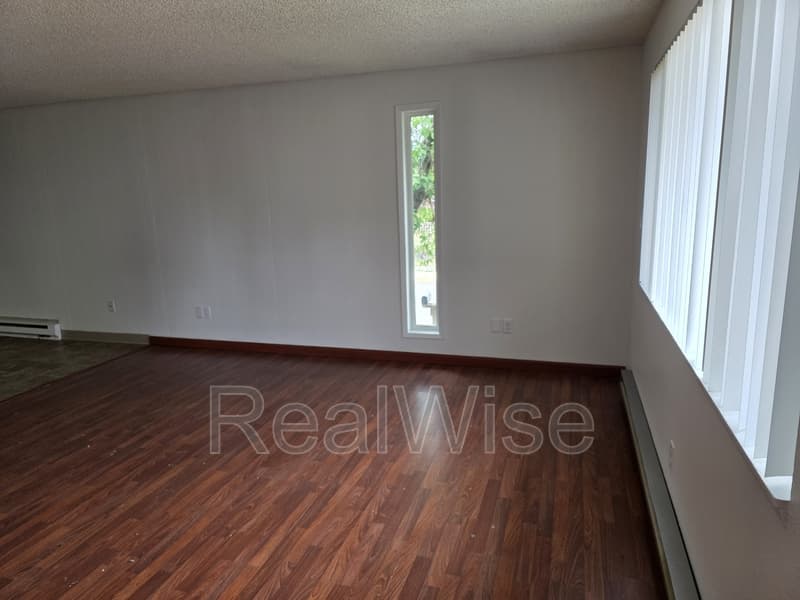 Vancouver Condo: 3009 M St
