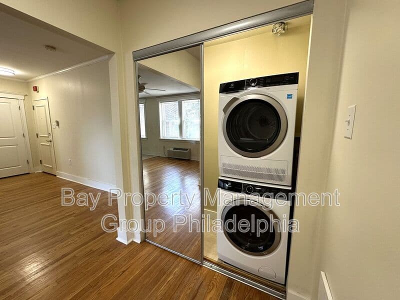Philadelphia Condo: 437 W School House Ln