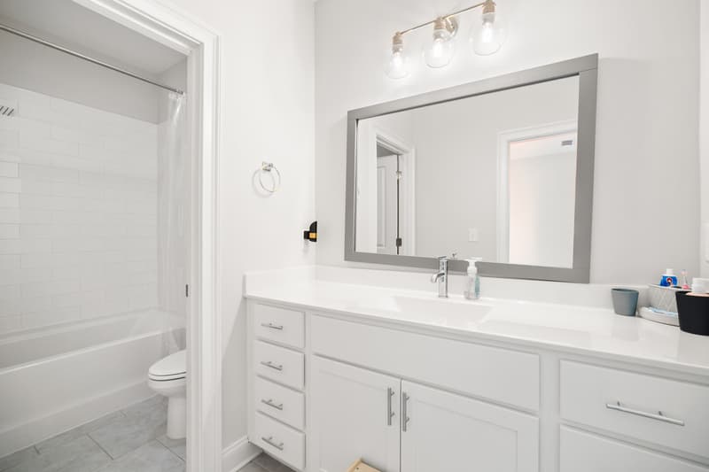 Atlanta House: 2369 Rover Court