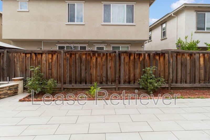 Pittsburg House: 2631 Clarita Dr