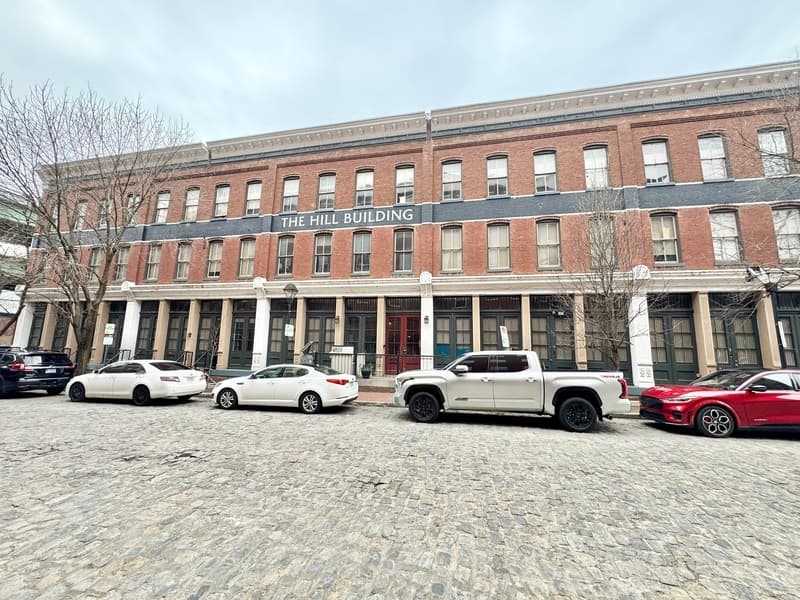 Richmond Condo: 114 Virginia St