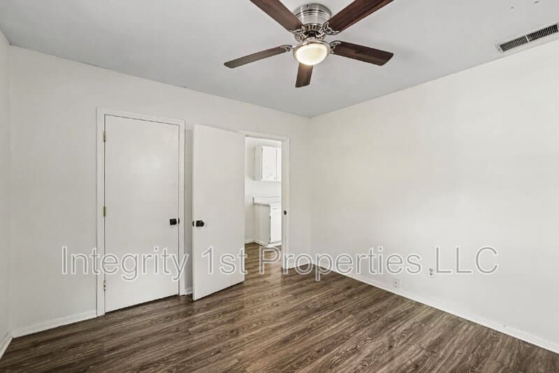 Kansas City House: 3638 Genessee Street