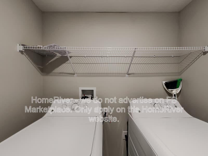 Riverview House: 10318 Scarlett Skimmer Dr
