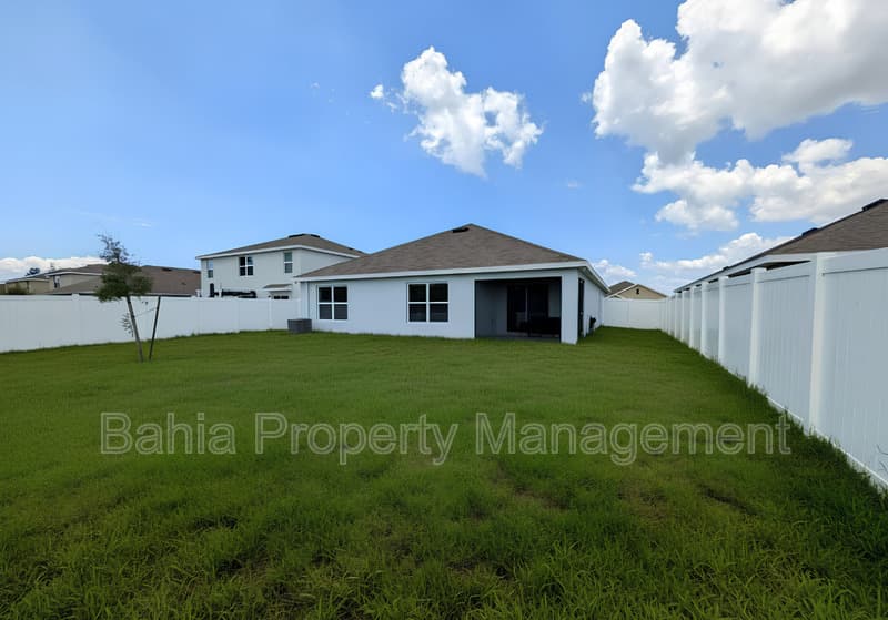 Ruskin House: 801 Ace Outlaw Ave