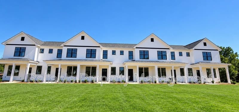 Wilson Mills Townhome: 100 Parker St