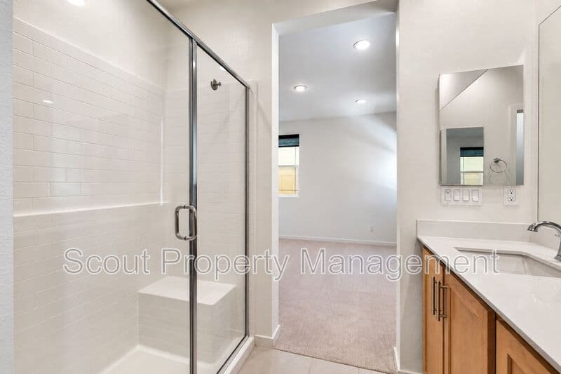 Temecula House: 32519 Brunello Way
