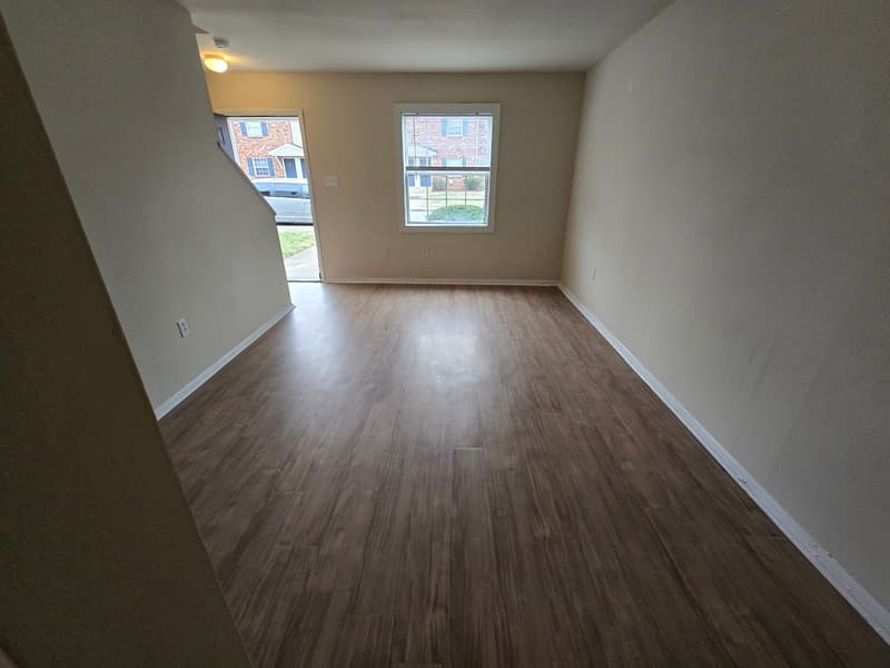 Richmond Townhome: 1707 Chicago Ave