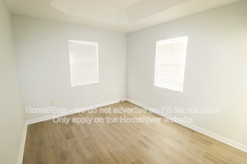 Homestead Townhome: 230 SE 29th Ave