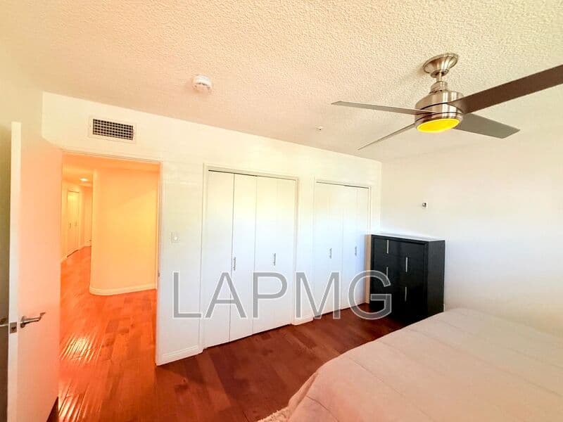 Los Angeles House: 5500 Shenandoah Avenue