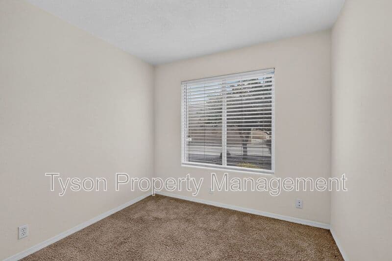 Albuquerque House: 5905 Night Whisper NW