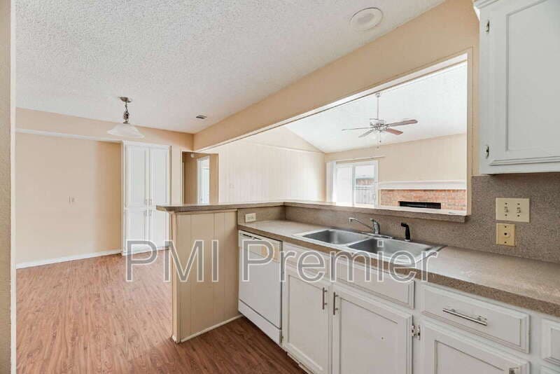 Dallas Condo: 4724 Berridge Ln