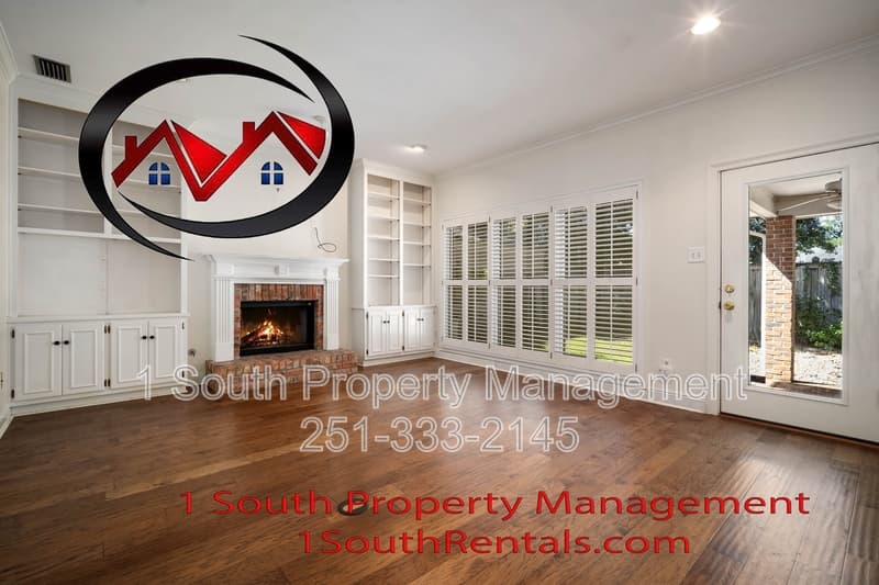 Mobile House: 4272 Bit and Spur Road #16