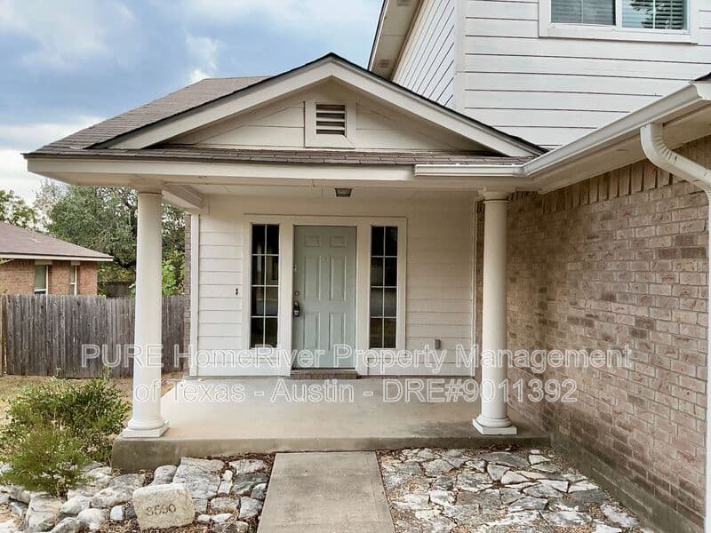 Round Rock House: 3590 Rock Shelf Ln.