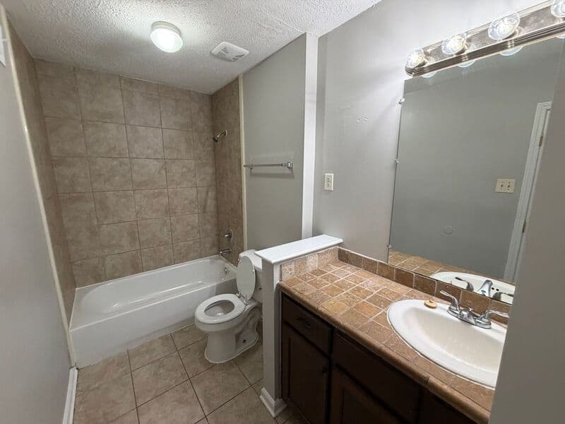 Horn Lake House: 2766 Normandy Cv