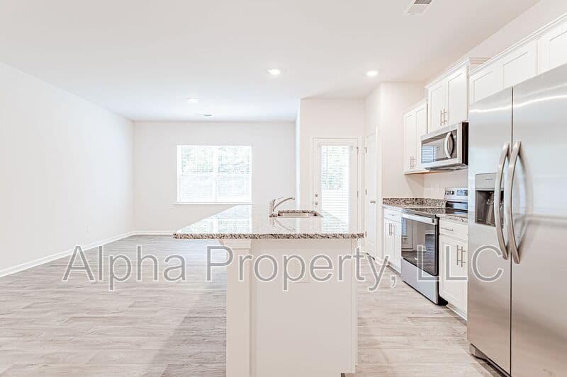 Greer Townhome: 316 Sea Isle Pl