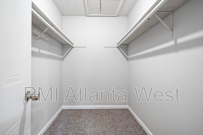 Atlanta Condo: 5793 Williamsburg Trce