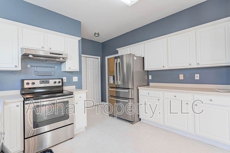 Greenville House: 7 Box Tree Way