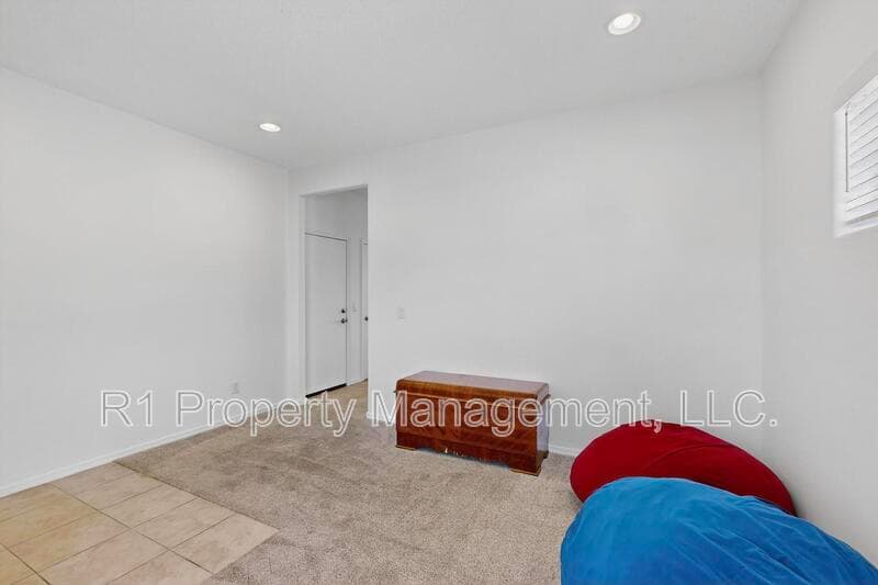 Rio Rancho House: 108 Hue Street