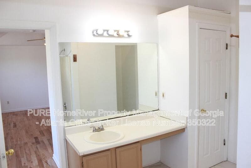 Marietta House: 1754 Bertram Ln SW