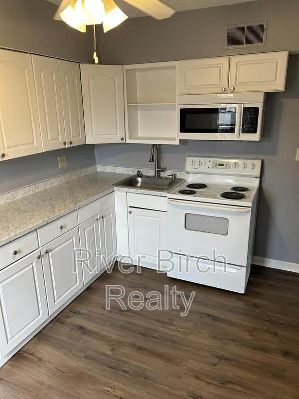 Springfield Condo: 1600 South 6th Street - 3