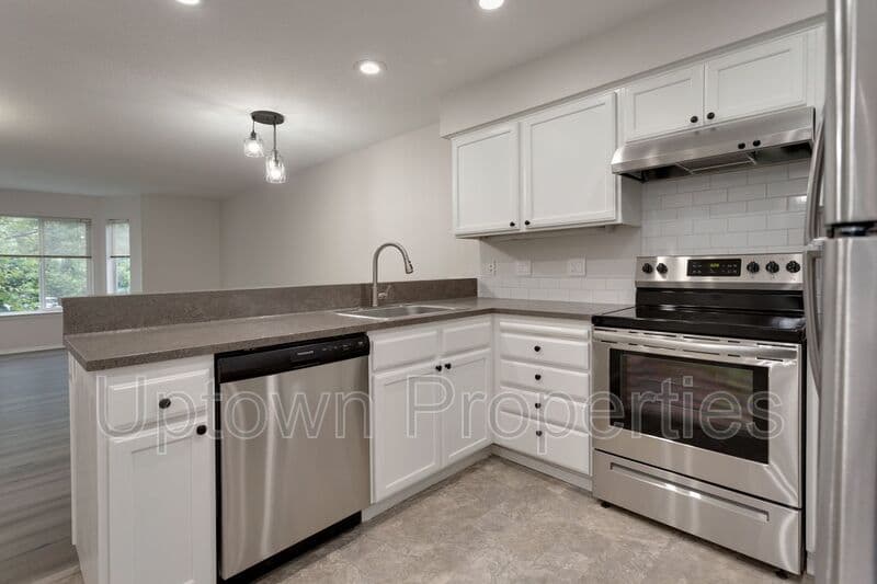 Beaverton House: 5290 SW 174th Ter