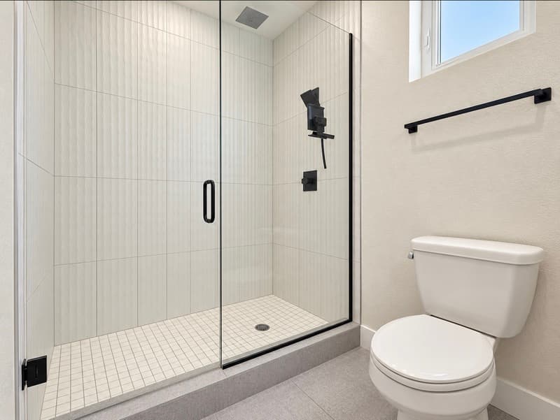 Englewood Townhome: 3535 S Emerson St.