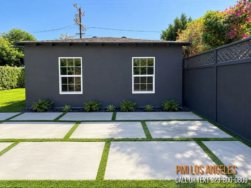 North Hollywood House: 5710 Lemp Avenue