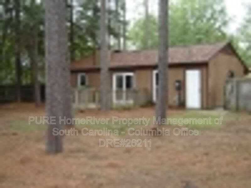 Columbia House: 109 Whitwood Circle