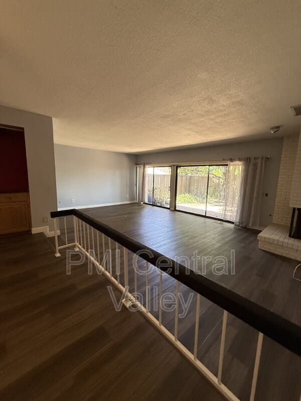 Modesto House: 1725 Edgebrook Drive