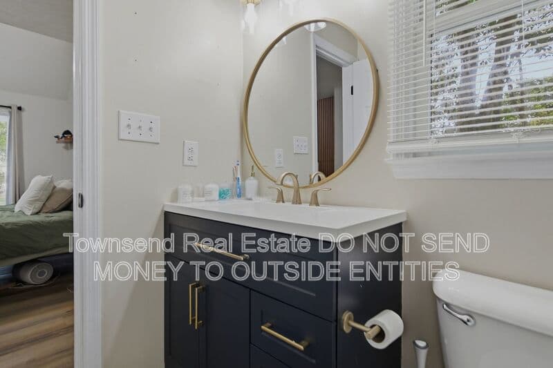 Fayetteville House: 2130 Hull Rd.