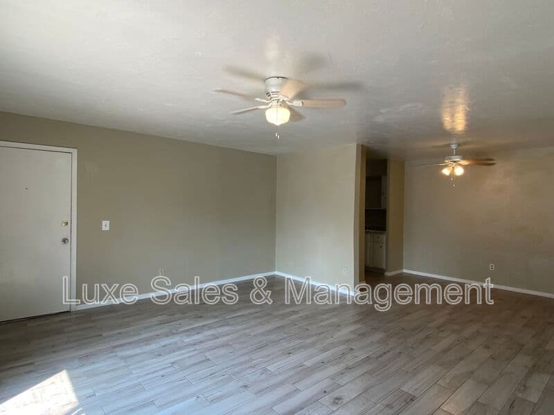 Oklahoma City Condo: 6030 NW Expressway