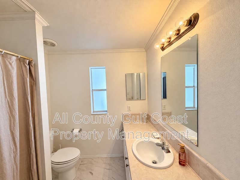 Parrish House: 9808 Cape Haze Cir