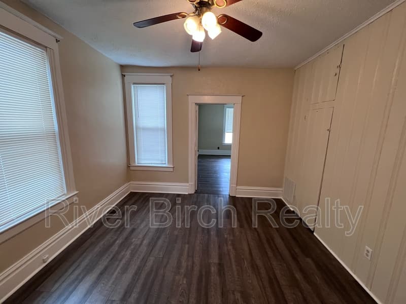Springfield House: 719 N Eighth Street
