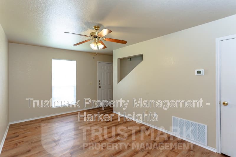 Killeen Townhome: 4005 B Madison