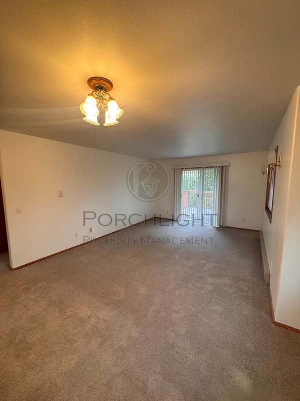 Bellingham Condo: 1343 Pacific Street - 202