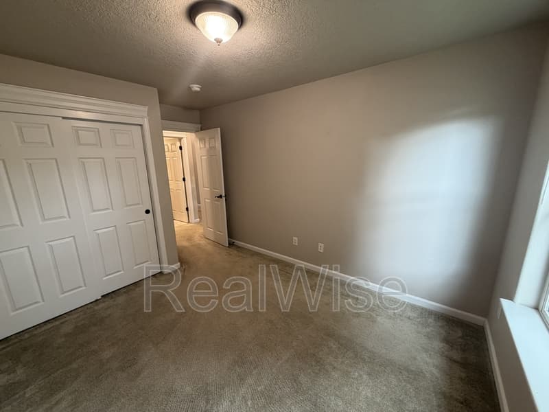 Grants Pass House: 1630 Medart Ln