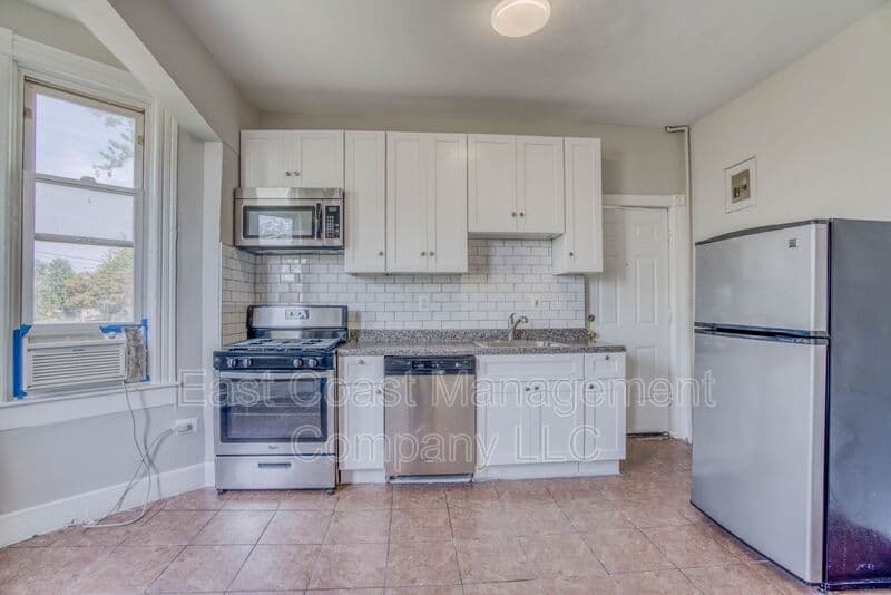 Baltimore Condo: 3100 Hamilton Ave