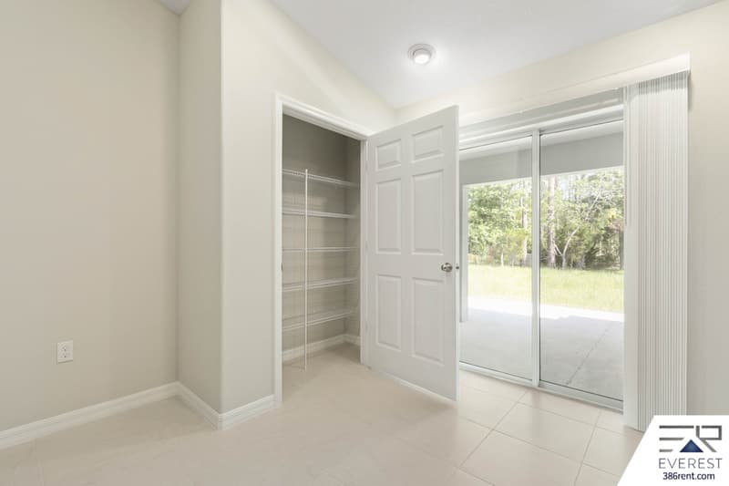 Palm Coast House: 104 Slumber Meadow
