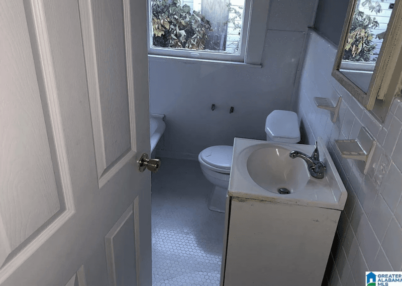 Birmingham House: 256 54th St N
