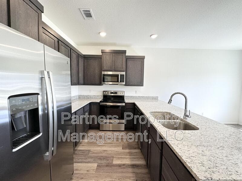 Fayetteville Condo: 940 South Amarillo Avenue - 1