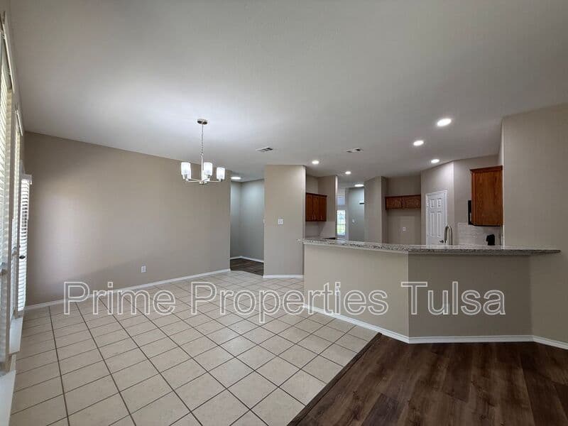 Rockwall House: 2110 Gleaner Drive