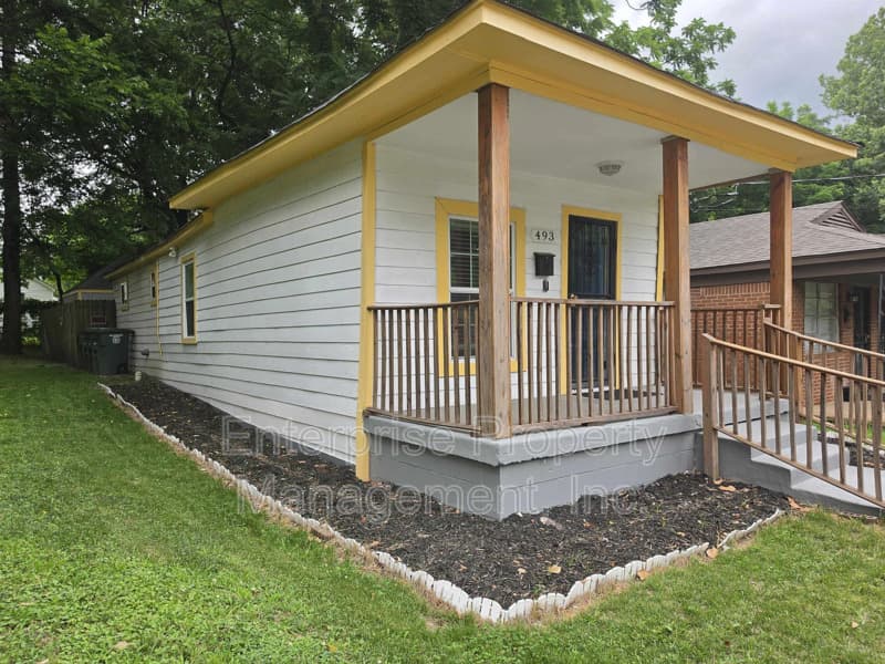Memphis House: 493 Boston St