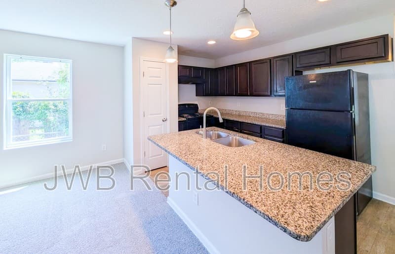 Jacksonville House: 8813 Cocoa Ave