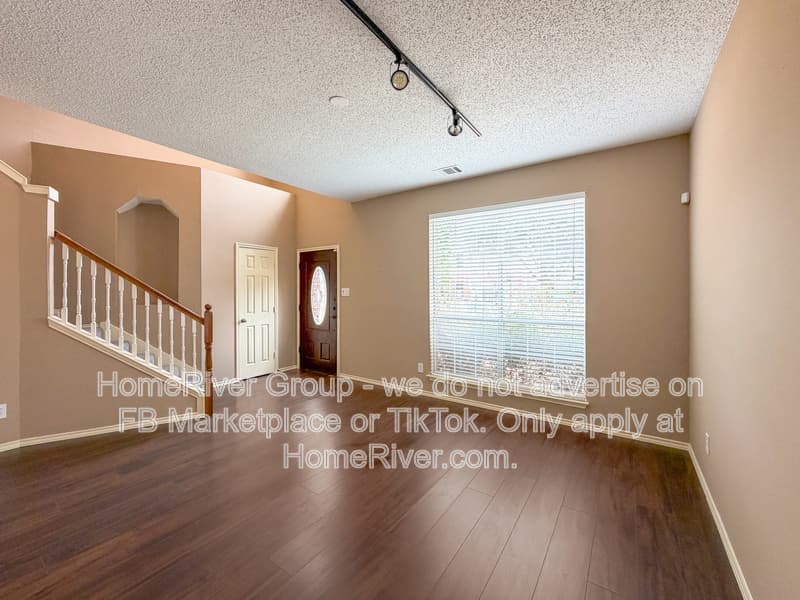 Flower Mound House: 1809 Newton Dr
