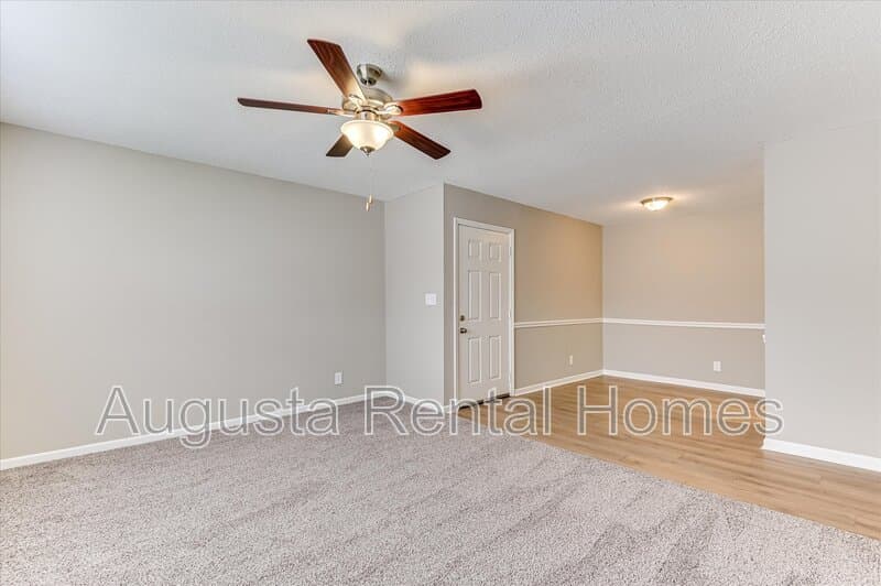 North Augusta Condo: 520 East Buena Vista Avenue - 607