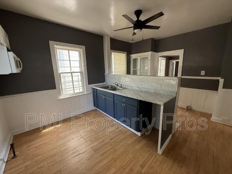 Milwaukee House: 2630 N 24th St